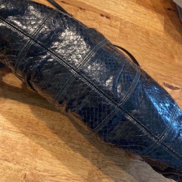 Varon Snakeskin Vintage Crossbody/Clutch Bag Black - Picture 4 of 11